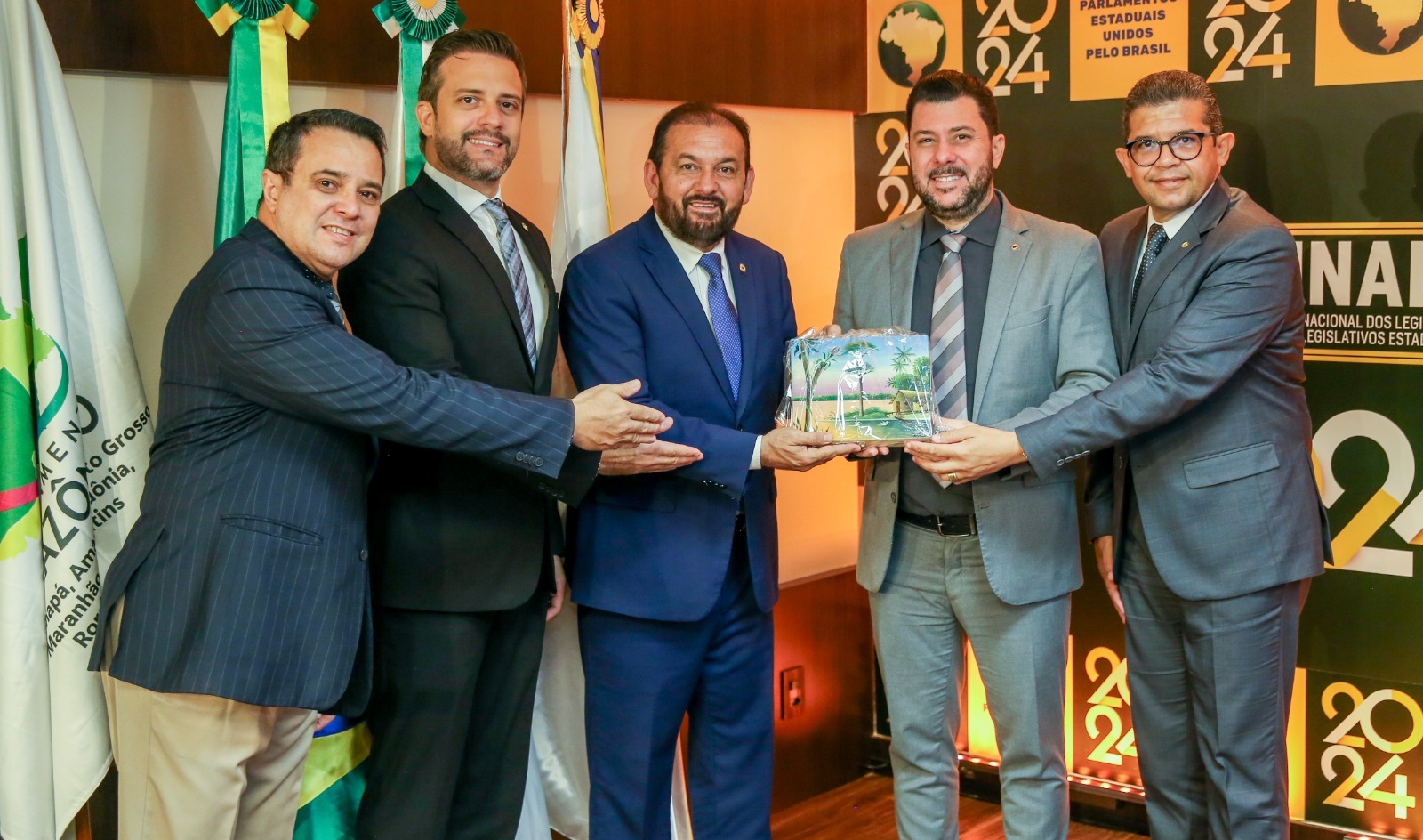 Deputado João Luiz participa de reunião para tratar sobre o 1º Fórum do Parlamento Amazônico