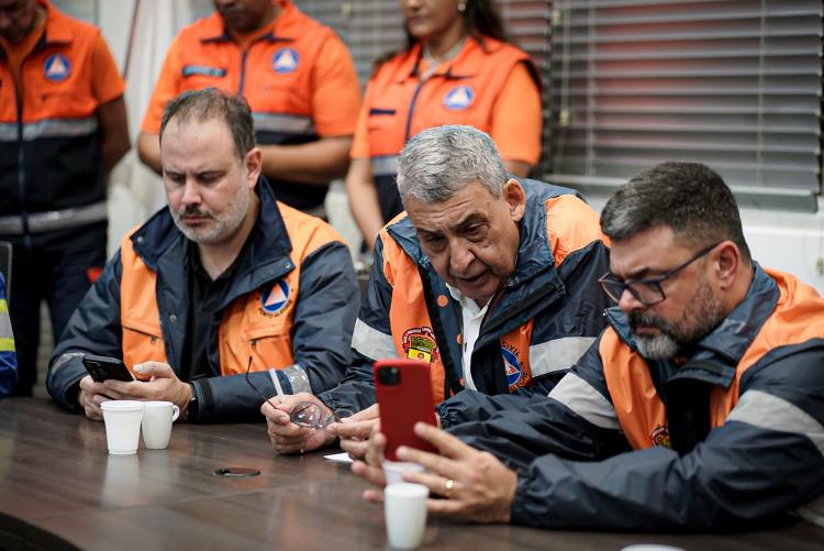 Prefeito Melo se reuniu com equipe na tarde desta quarta-feira no Ceic-POA