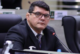 Projeto de Allan Campelo que obriga exibição de informações turísticas em cinemas é aprovado na CMM