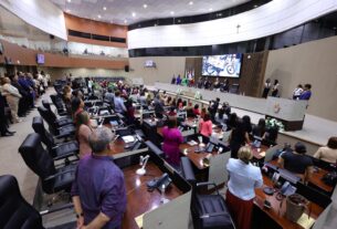 Vereadora Professora Jacqueline homenageia mulheres de carreira jurídica em solenidade na CMM