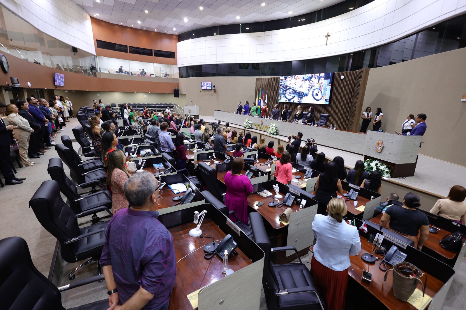 Vereadora Professora Jacqueline homenageia mulheres de carreira jurídica em solenidade na CMM