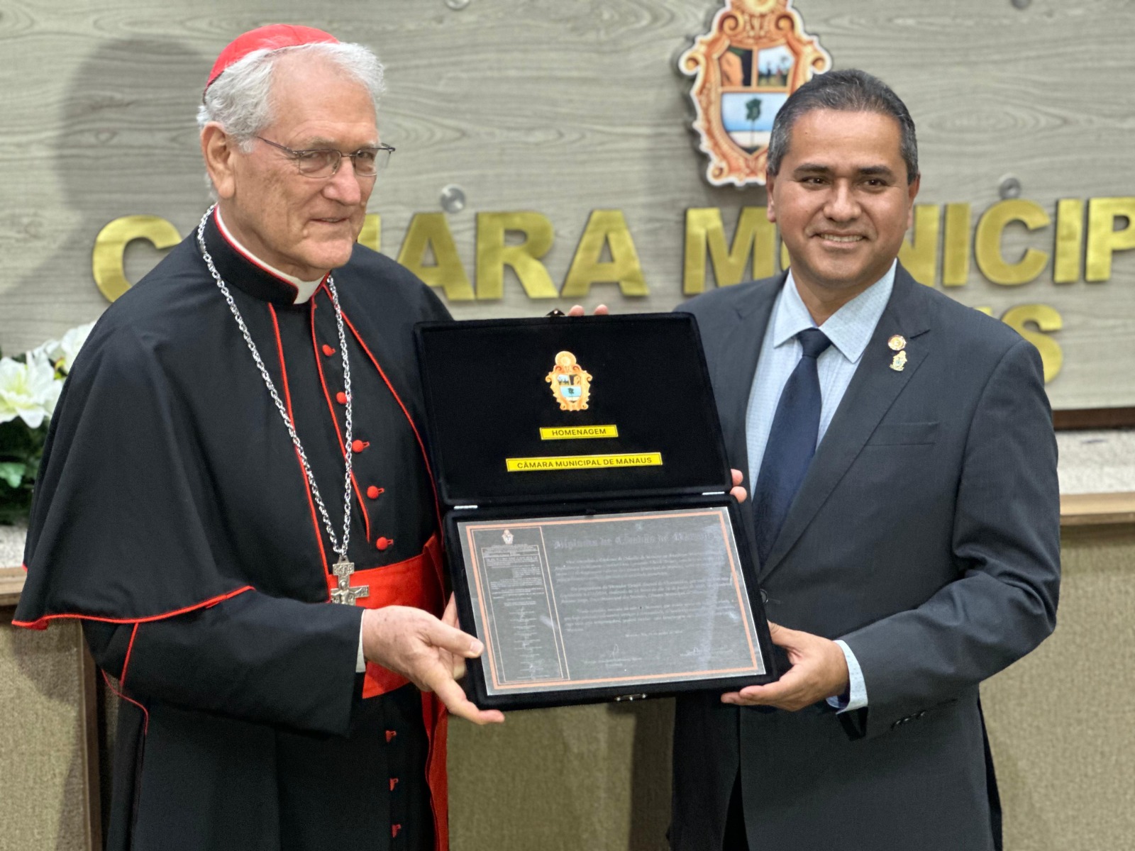 Câmara Municipal homenageia cardeal Dom Leonardo Steiner com o título de ‘Cidadão de Manaus’