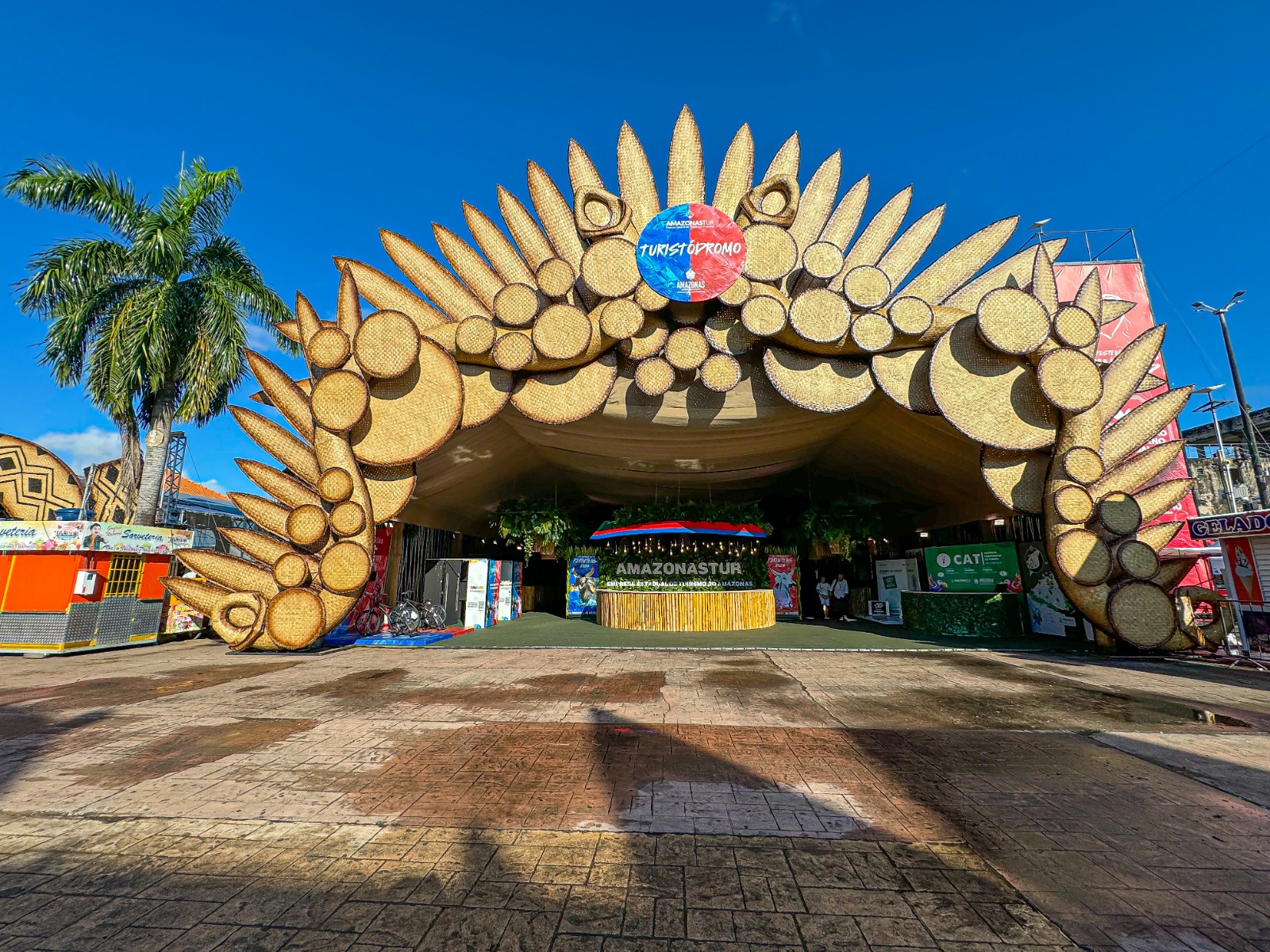 Festival de Parintins 2024: Amazonastur lança Turistódromo e recepciona turistas na ilha