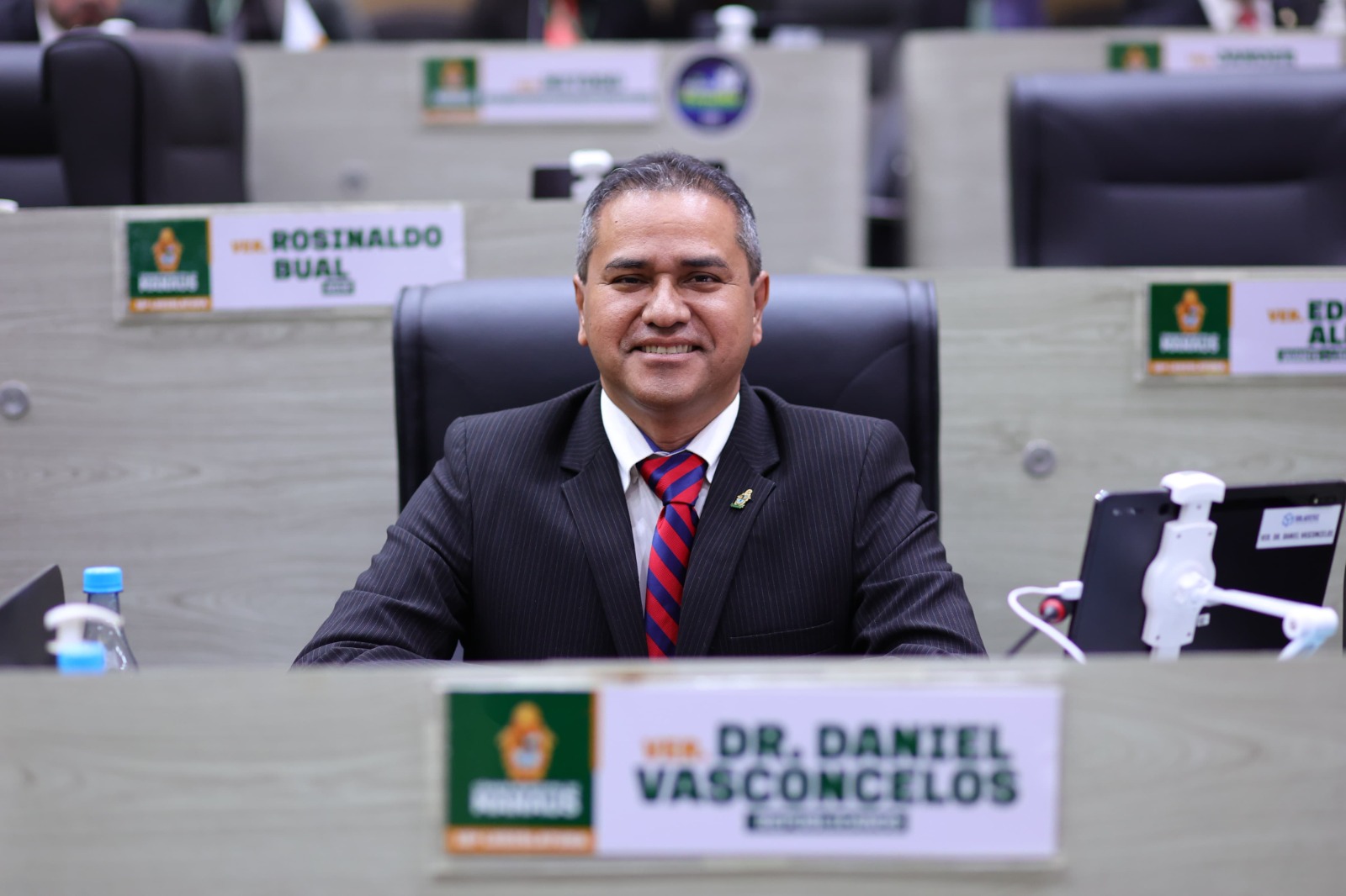 Projeto de Lei de Dr. Daniel Vasconcelos, que cria programa ‘Talentos da Terra’, é aprovado na CMM