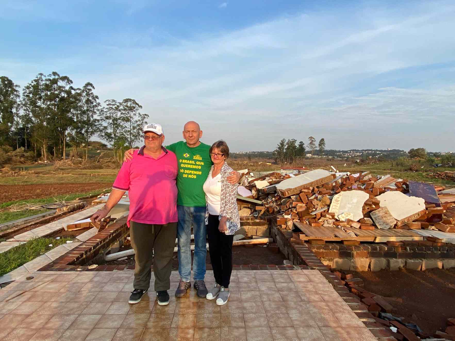 Luciano Hang inicia a doação de R$10 milhões às famílias atingidas pelas enchentes no Vale do Taquari