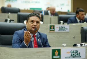 ‘Os feirantes seguem abandonados’, diz Caio André, ao cobrar reforma da feira do Santo Antônio