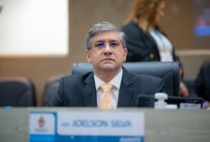 Política